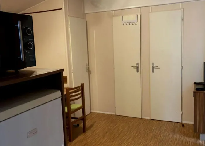 Mobil Avec Terrasse, 2 Chambres, 4 Pers. - Api-1-52-840 * Vico