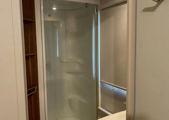 Campsite Mobil Avec Terrasse, 2 Chambres, 4 Pers. - Api-1-52-840 *